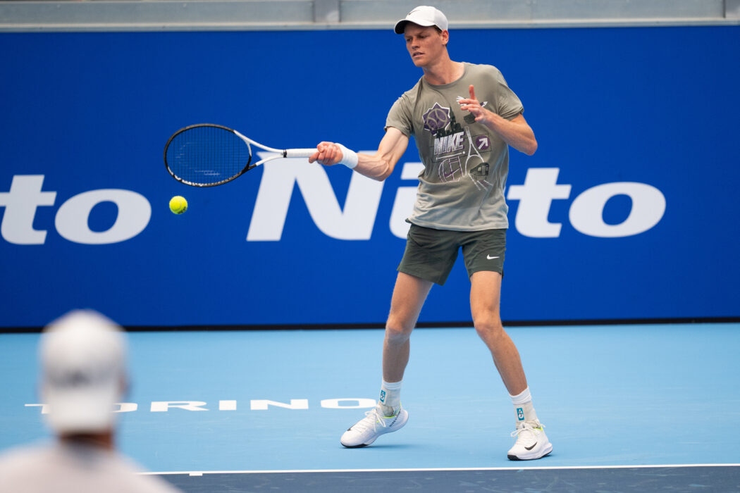 Jannik Sinner trains at the Sporting, where training courts are set up in Turin, Italy, where the ATP Finals will begin on Sunday, Nov. 10 – News – Sunday, November 1, 2024. (Photo by Marco Alpozzi/Lapresse)