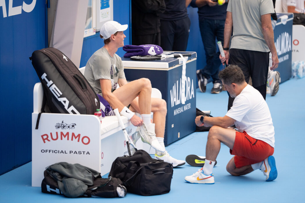 Jannik Sinner trains at the Sporting, where training courts are set up in Turin, Italy, where the ATP Finals will begin on Sunday, Nov. 10 – News – Sunday, November 1, 2024. (Photo by Marco Alpozzi/Lapresse)