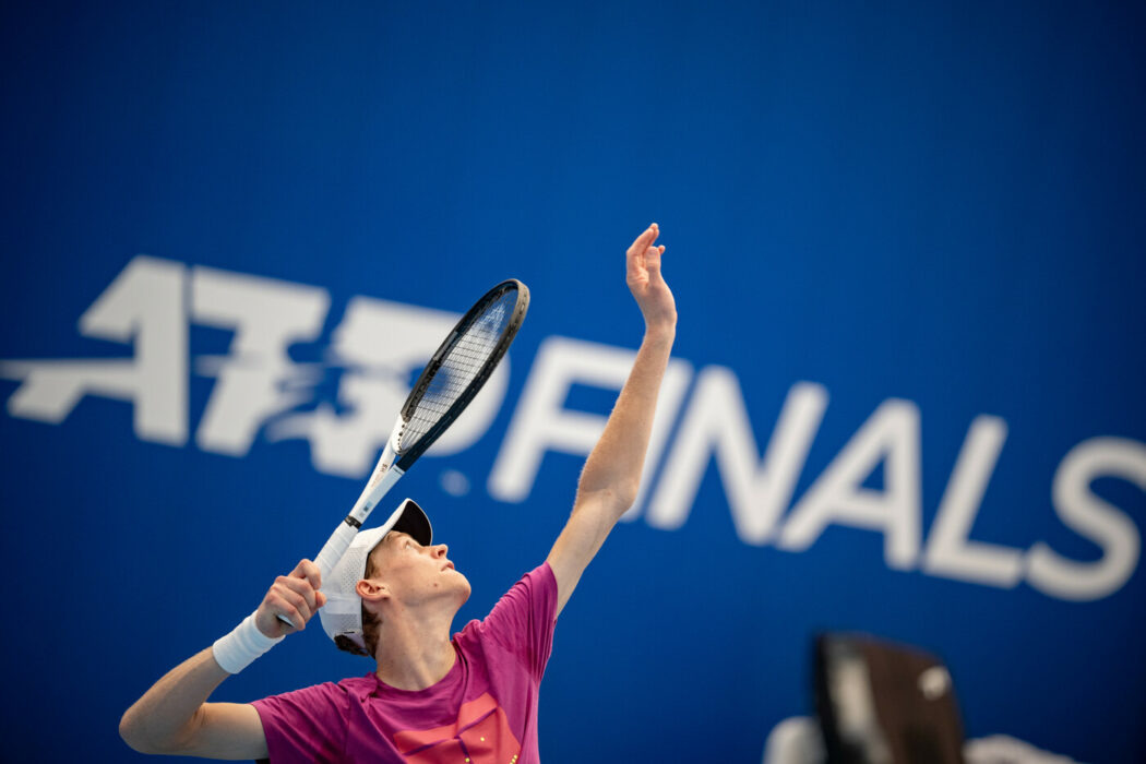 Jannik Sinner trains at the Sporting, where training courts are set up in Turin, Italy, where the ATP Finals will begin on Sunday, Nov. 10 – News – Sunday, November 1, 2024. (Photo by Marco Alpozzi/Lapresse)