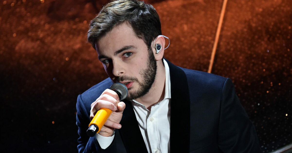 “A 22 anni sono crollato. Ho chiuso i rapporti con la mia ex. Mi sono curato e ho riallacciato i rapporti con mio padre”: Lorenzo Fragola dopo la vittoria a X Factor