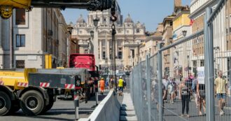 Copertina di Il Vaticano sfratta una donna malata a un mese dal Giubileo. Nonostante l’appello del Papa: “Offriamo immobili a chi non ha casa”