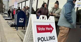 Copertina di Elezioni Usa 2024, al via l’Election Day. Trump: “Non voglio alcun tipo di violenza”. Intelligence: “Escalation di interferenze straniere”