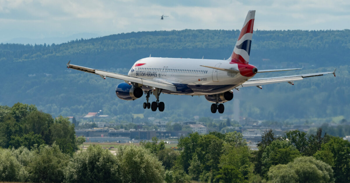 Pilota della British Airways collassa e muore a 47 anni durante una pausa tra due voli: la tragedia in un resort di lusso ai Caraibi