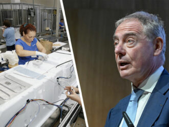 Beko gela l’Italia dopo l’acquisto di Whirlpool: “Tre stabilimenti in perdita, valutiamo la chiusura”. A rischio oltre 1000 posti di lavoro