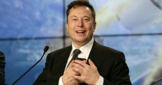 Copertina di Vince Trump e Musk guadagna 20 miliardi di dollari. Per le azioni Tesla rialzo quasi del 15%