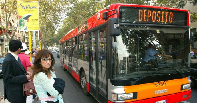 Copertina di Oggi sciopero nazionale di bus e metro senza fasce di garanzia