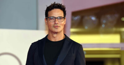 Copertina di “Non sono una vittima, ho fatto coming out in maniera sincera e il pubblico mi ha rasserenato. La mia famiglia sapeva”: così Gabriel Garko