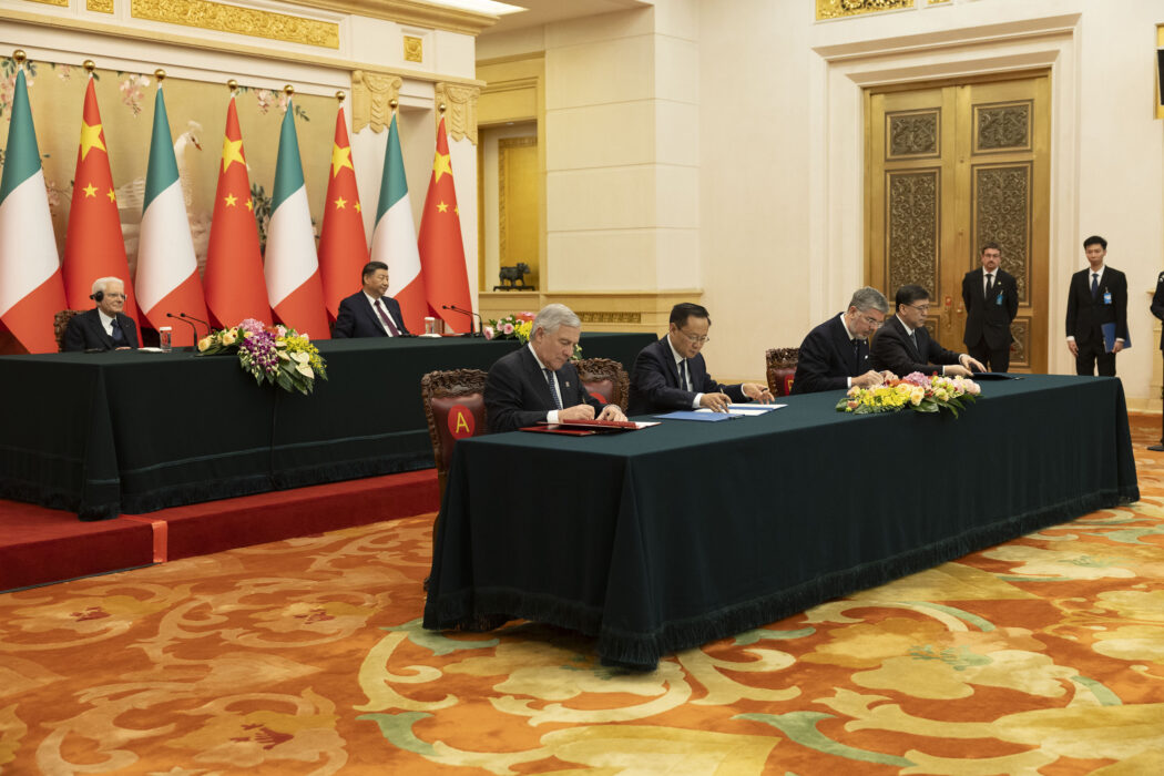 Il Presidente della Repubblica, Sergio Mattarella, e il Presidente della Repubblica Popolare Cinese, Xi Jinping, durante la Firma di Intese Bilaterali 
(foto di Francesco Ammendola – Ufficio per la Stampa e la Comunicazione della Presidenza della Repubblica)Politica, 08 novembre 2024 Pechino, Cina (Foto Ufficio stampa Quirinale/LaPresse)