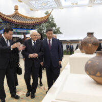 Il Presidente della Repubblica, Sergio Mattarella con il Presidente della Repubblica Popolare Cinese, Xi Jinping, in occasione della visita di Stato
(foto di Francesco Ammendola – Ufficio per la Stampa e la Comunicazione della Presidenza della Repubblica)Politica, 08 novembre 2024 Pechino, Cina (Foto Ufficio stampa Quirinale/LaPresse)