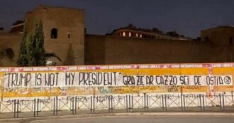 Copertina di “Trump is not my president. E grazie ar c***o sei de Ostia”, lo striscione che è diventato virale a Roma