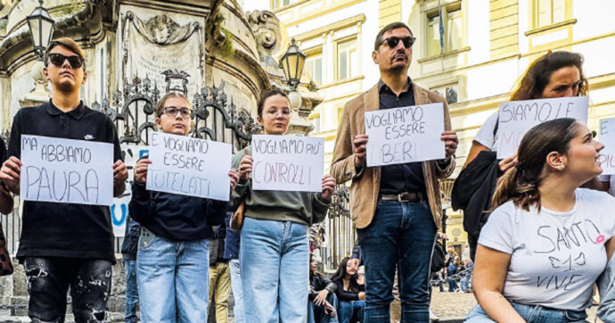 Copertina di Napoli, dalla vergogna al riscatto: ora la città è sedata e rassegnata