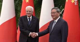 Copertina di Mattarella a Pechino: “Intensificare i rapporti Italia-Cina sotto ogni aspetto”