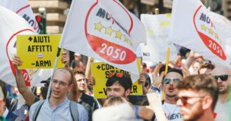 Copertina di Via simbolo e nome: la grande paura del M5S