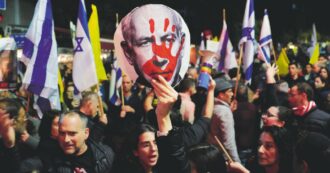 Copertina di Bibi vuole una nuova agenzia per controllare 007 e militari