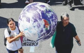 Copertina di Il riscaldamento globale supererà la soglia limite di 1,5 gradi entro il 2030: l’allarme nel rapporto sul cambiamento climatico