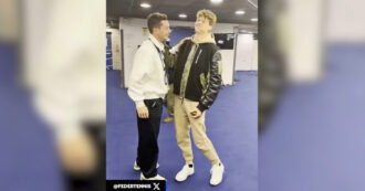 Copertina di Sinner e Tortu alle Nitto Atp Finals, l’incontro tra i due campioni: “L’ultima volta che ho aspettato così tanto era per una ragazza”