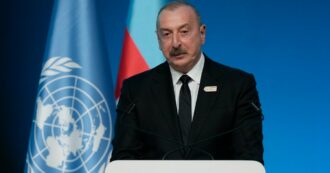 Copertina di Alla Cop29 si parla di ridurre le emissioni, il presidente dell’Azerbaigian (che la ospita): “Petrolio e gas? Sono un dono del signore”