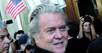 Copertina di Steve Bannon: “I soldi per Kiev sono finiti, ce li metta l’Ue. Meloni? Ha scommesso contro Trump, sull’Ucraina torni alle idee di prima”