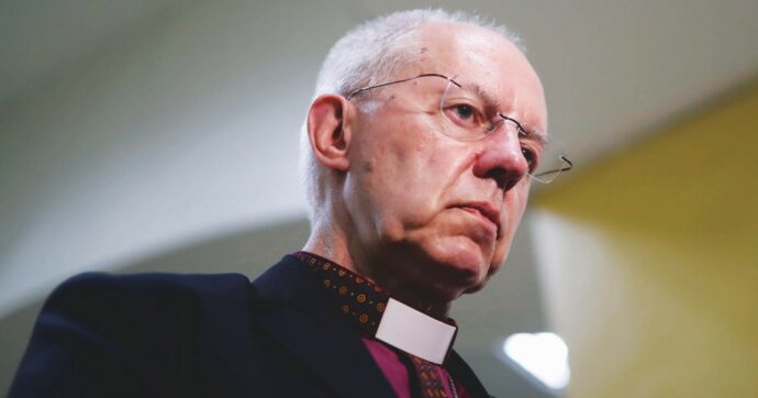 Scandalo abusi sui minori, l’arcivescovo di Canterbury li ha coperti e si dimette