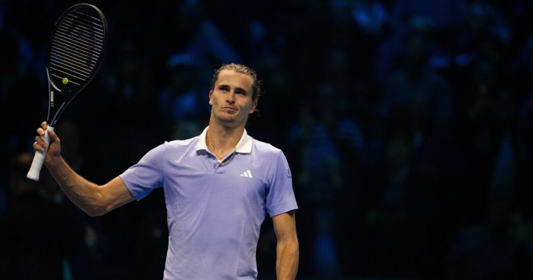 https://st.ilfattoquotidiano.it/wp-content/uploads/2024/11/12/zverev-atp-finals-torino-2024-jpg-1050x551.jpg