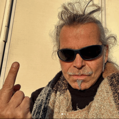 Copertina di Piero Pelù: “Andare avanti a botte di Decreti sicurezza non risolverà nessun problema. Se i giovani hanno qualche cosa da dire vanno ascoltati e non repressi”