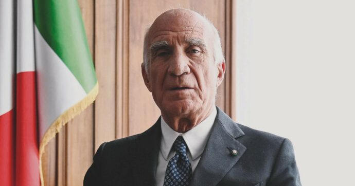 Sticchi Damiani assolto  non nascose i redditi