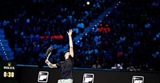 Copertina di “Un Ace per la ricerca”: alle Atp Finals si gioca anche contro il cancro. Ecco qual è stato finora il match più “generoso”