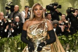 Copertina di “Non ne posso più di negatività e bugie ed è per questo che non salirò più sulla bilancia… Riuscite a capire?”: lo sfogo dell’ex star del tennis Serena Williams