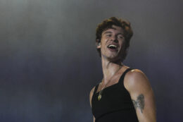 Copertina di Shawn Mendes ha curato la sua salute mentale e lo racconta nel nuovo album: “È tutto difficile da spiegare ad alta voce perché ora non so davvero chi sono”