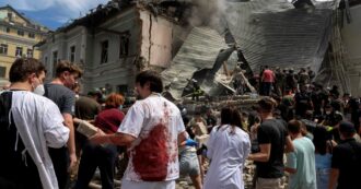 Copertina di Mosca-Kiev: come e perché la pace fu sabotata nel 2022