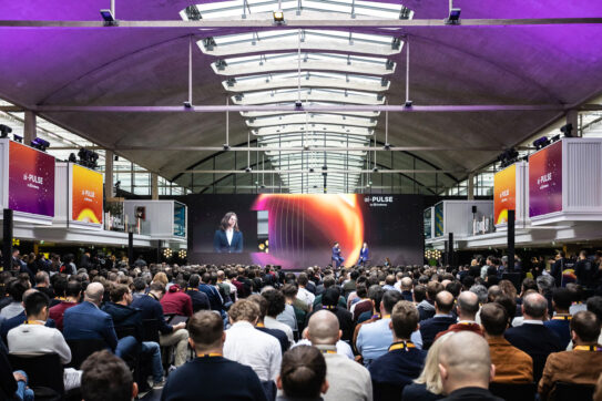 Scaleway, gruppo Iliad, presenta la sua visione di AI: maggiore capacità di calcolo, sostenibilità e ricerca collaborativa