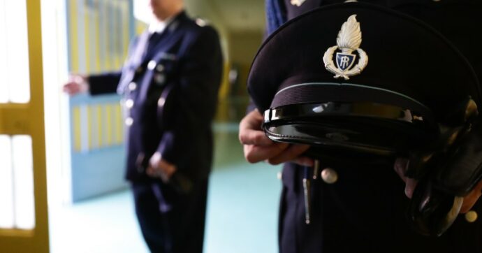 “Detenuti torturati nel carcere di Trapani”: arrestati 11 agenti della polizia penitenziaria, 14 sospesi