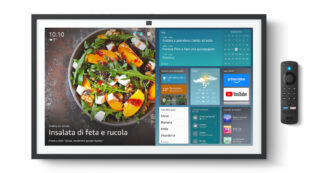 Copertina di Amazon Echo Show 15 e 21: la nuova generazione di smart screen con “Alexa” si pone al centro della smart home