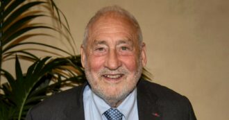 Copertina di Il Nobel per l’Economia Stiglitz: “La Ue è tornata all’austerità: con Donald pagherà due volte”