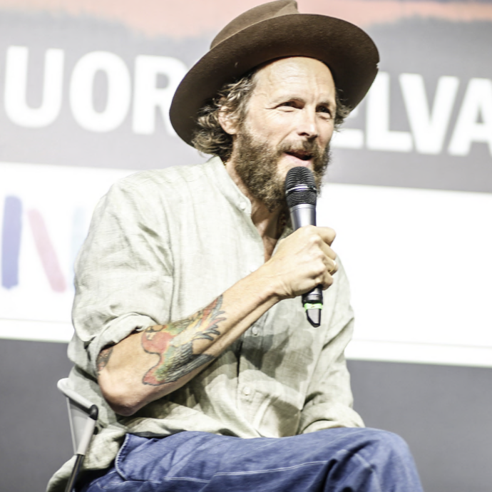 Lorenzo Jovanotti racconta il suo incidente in “Montecristo”, Amadeus consiglia Geolier, Kendrick Lamar spiazza tutti: la selezione di Musica di Fatto