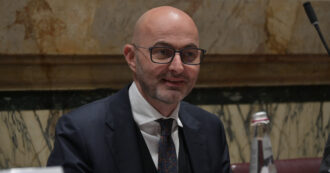 Copertina di Migranti, il vicepresidente del Csm si schiera col governo: “La legge non può essere superata dal diritto Ue. A rischio equilibri democratici”