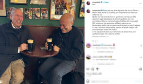 Copertina di Max Pezzali e la birra con Mauro Repetto: “Il nostro legame è indistruttibile. A noi piacciono le birre scure, non quelle stron*ate che si dicono nei film”