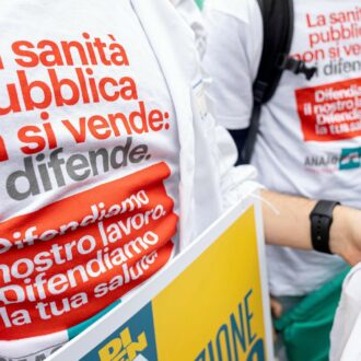 Copertina di Anche i camici contro Nordio: “Presi in giro  su colpa medica”