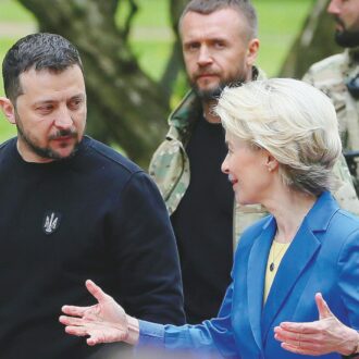 Copertina di Ue, oltre a Ursula un altro voto su Kiev: il Pd pronto a due Sì