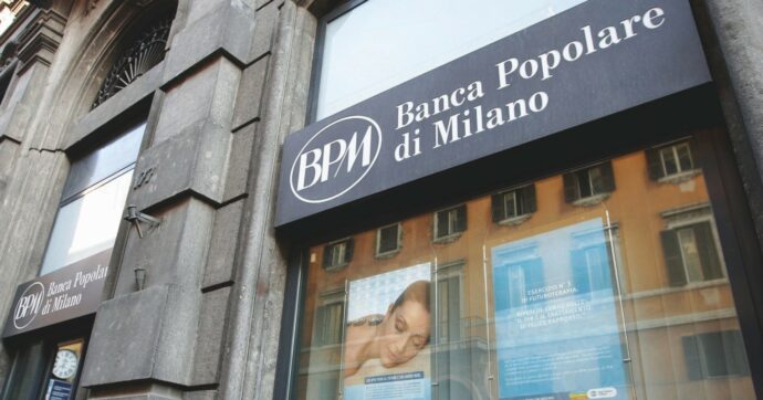 Copertina di Banche, UniCredit spariglia: vuole  Bpm, ma senza Mps