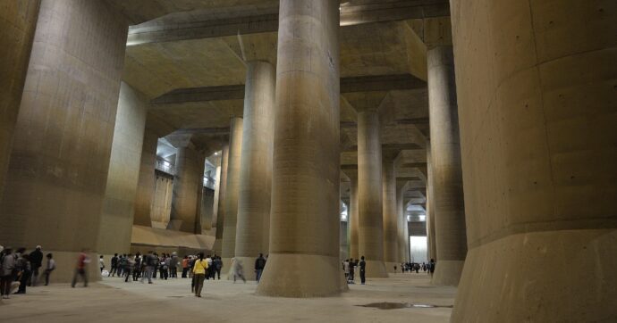 La “cattedrale” sotterranea che salva Tokyo dalle alluvioni: ma ora rischia di essere insufficiente