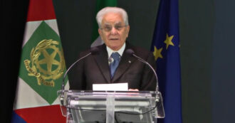 Copertina di Mattarella: “La guerra è sempre nemica dell’umanità, favorisce antistoriche logiche di potenza prive di qualsiasi valore”