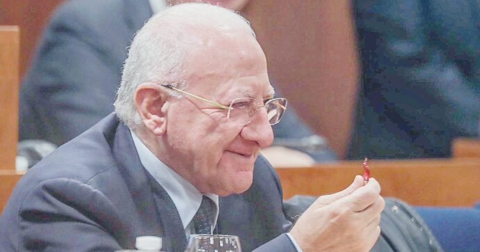 Ricorso De Luca: ora il governo vuole aspettare  il 9 gennaio