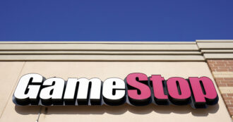 Copertina di Gamestop chiude in Italia: la storica catena acquisita da Cidiverte