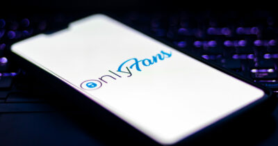 Copertina di È morto Leonid Radvinsky, il fondatore di OnlyFans aveva un tumore. L’azienda è stata valutata 5.5 miliardi di dollari, inclusi i debiti