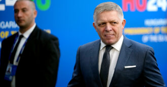 Copertina di Il premier slovacco Robert Fico andrà a Mosca a maggio: dopo Orbán è il secondo leader Ue a recarsi in Russia dall’invasione dell’Ucraina