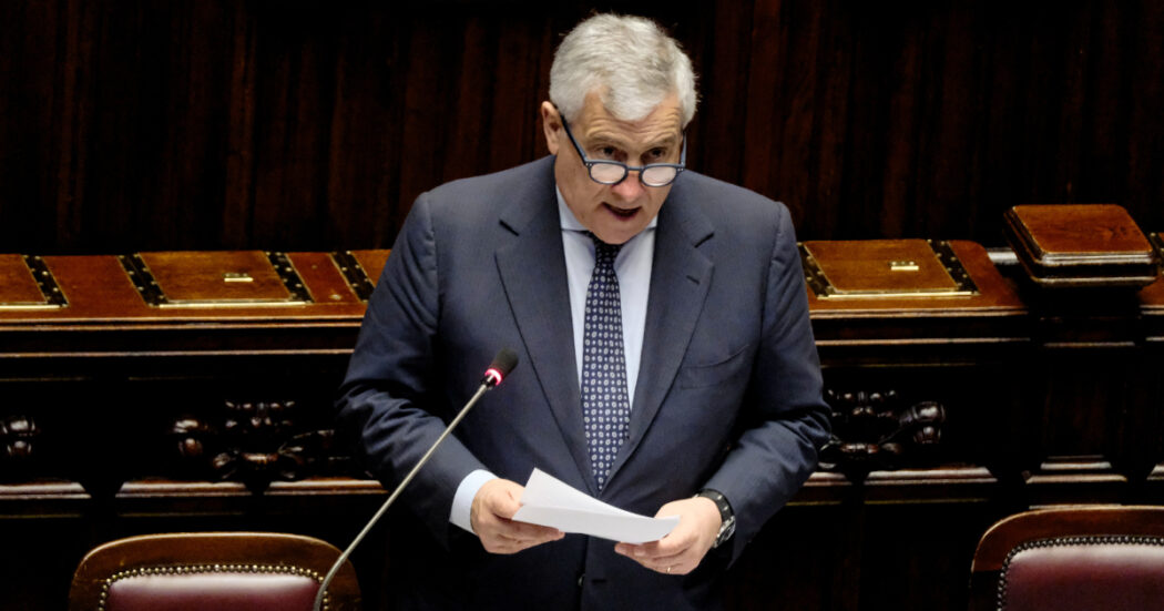 https://st.ilfattoquotidiano.it/wp-content/uploads/2024/11/27/tajani-camera-1050x551.jpg