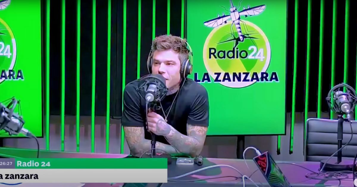 Fedez senza freni: “Vannacci comunicativamente è dieci spanne sopra a Schlein”. Poi l’ironia sulla ex Chiara Ferragni: “Pirelli? Spero mi arrivino delle gomme da neve per Natale”