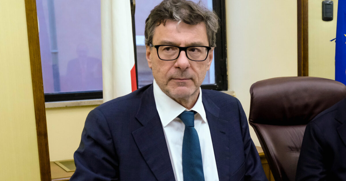 Giorgetti dice di non temere incidenti in Parlamento ma subito dopo chiede la fiducia sul Dl fisco