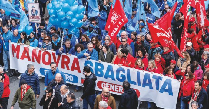 Copertina di Sciopero generale, Cgil-Uil cantano vittoria: “Adesioni totali al 70%”